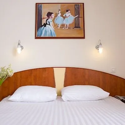 Kosher Hotel Lev Or 3* Bucharest