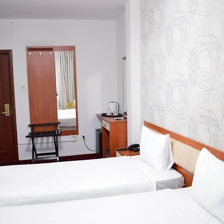 Kosher Lev Or בוקרשט